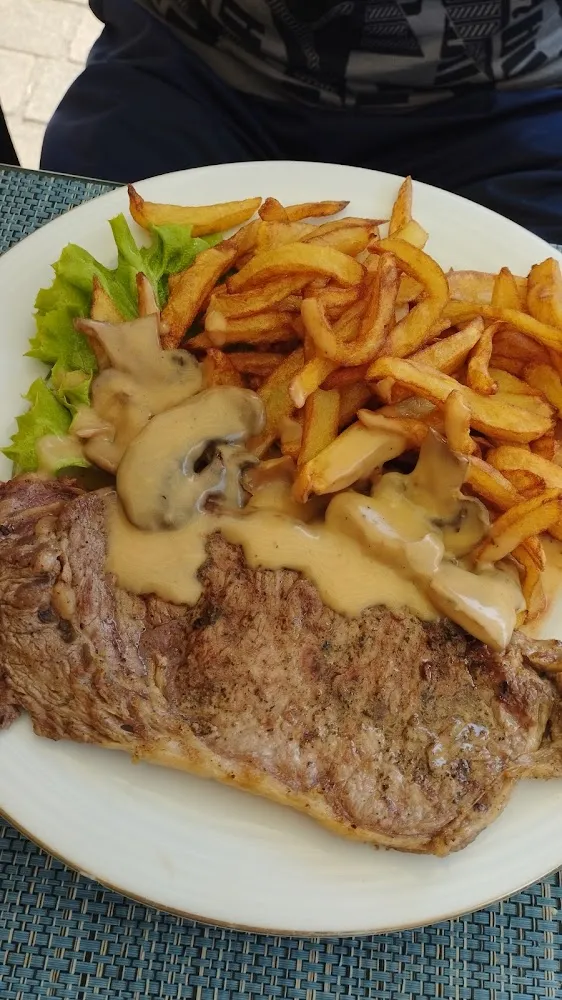 Entrecôte Frites Maison